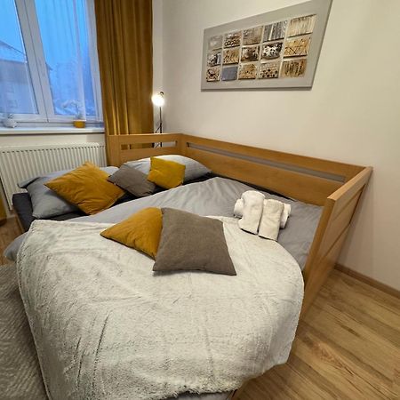 Apartman 4 - Rezidence K Lanovce Яхимів Екстер'єр фото