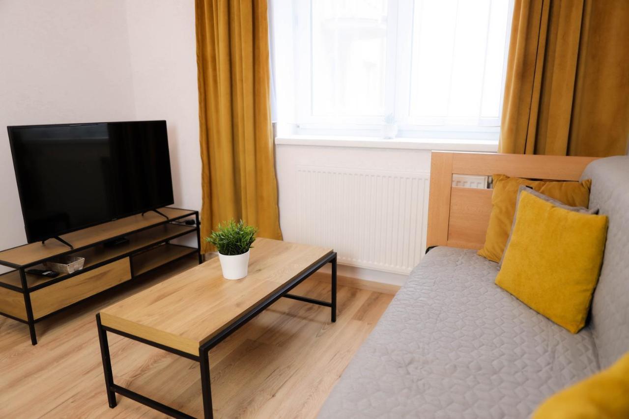 Apartman 4 - Rezidence K Lanovce Яхимів Екстер'єр фото