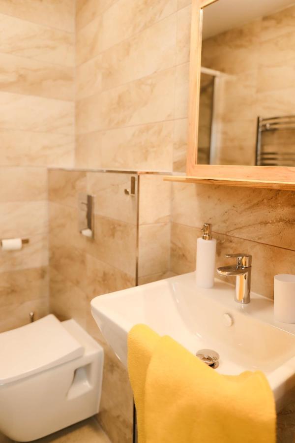 Apartman 4 - Rezidence K Lanovce Яхимів Екстер'єр фото