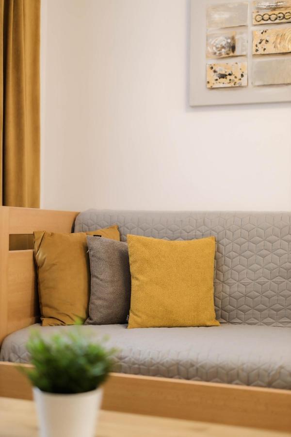 Apartman 4 - Rezidence K Lanovce Яхимів Екстер'єр фото