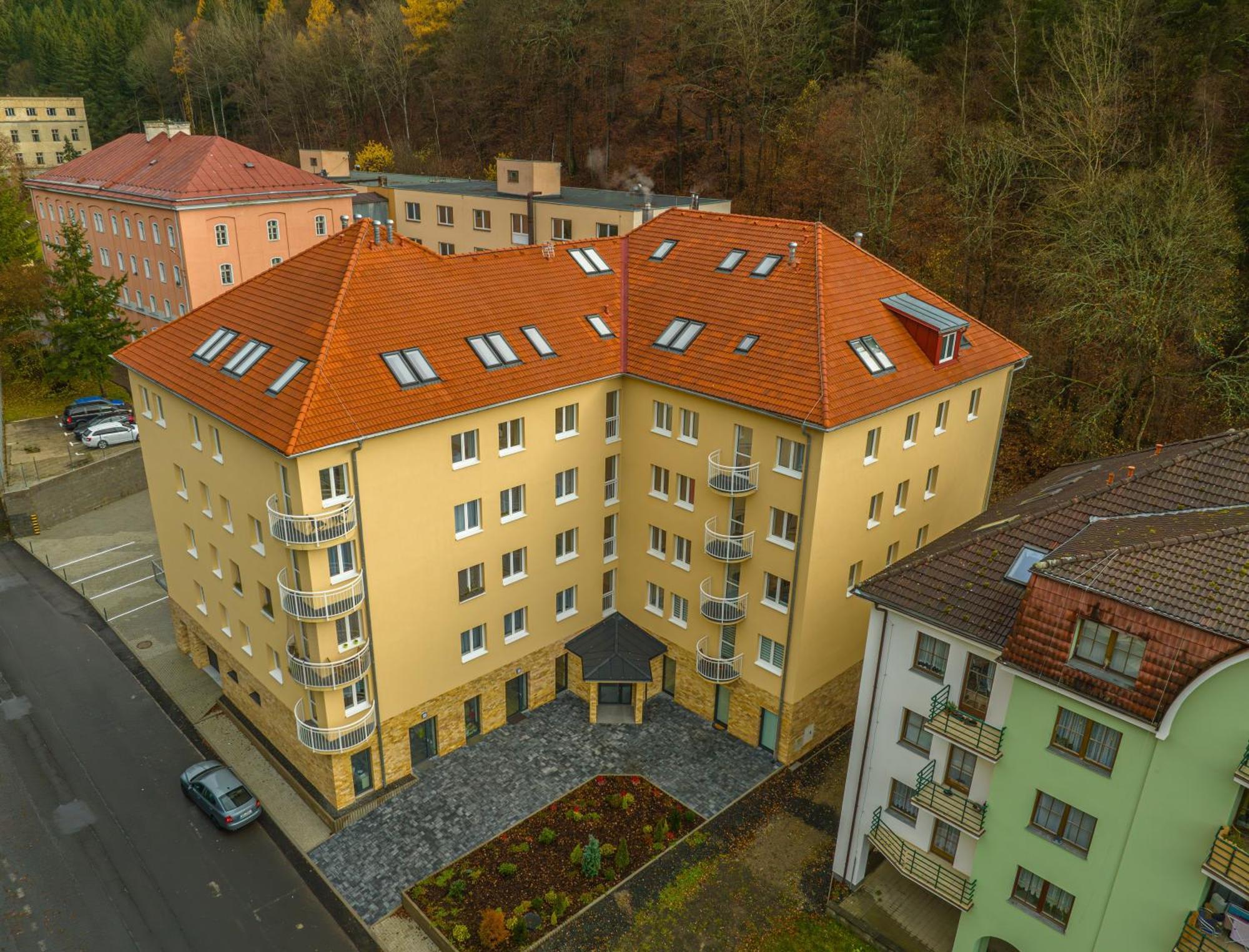 Apartman 4 - Rezidence K Lanovce Яхимів Екстер'єр фото