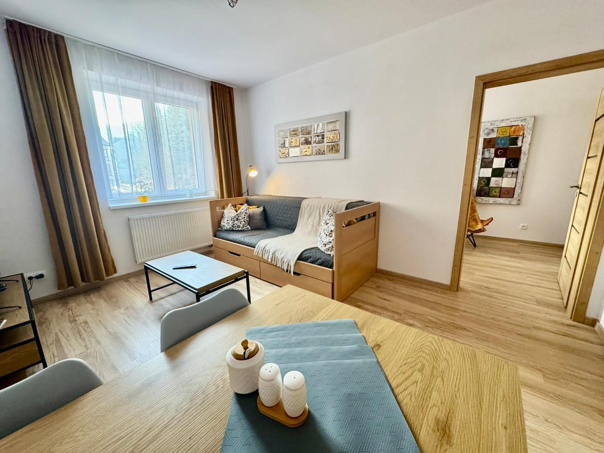 Apartman 4 - Rezidence K Lanovce Яхимів Екстер'єр фото